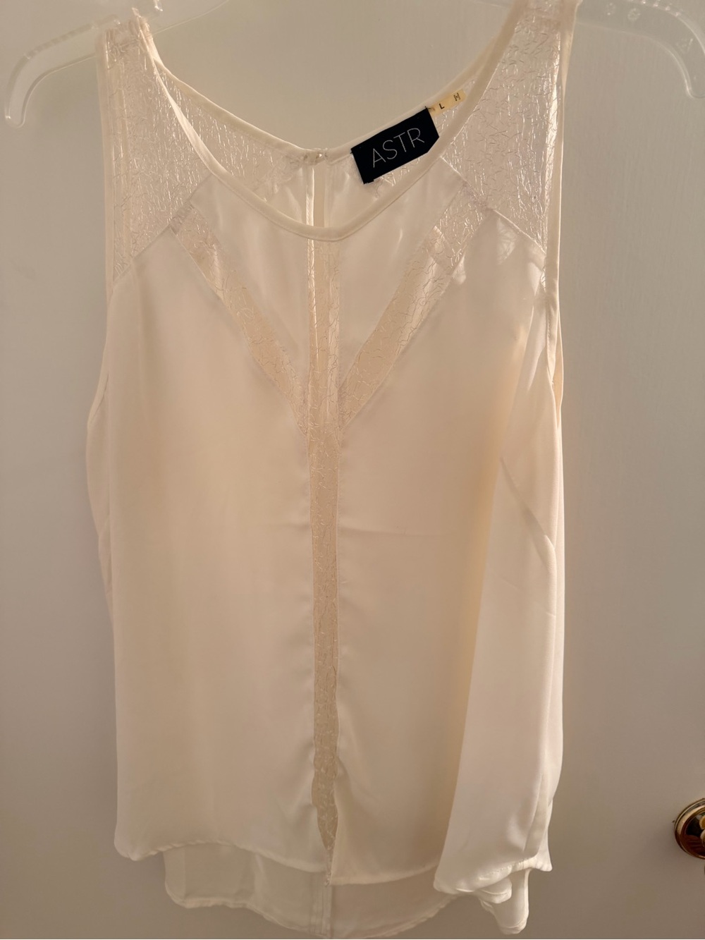 Astr Ivory Lace-Trim Sleeveless Blouse